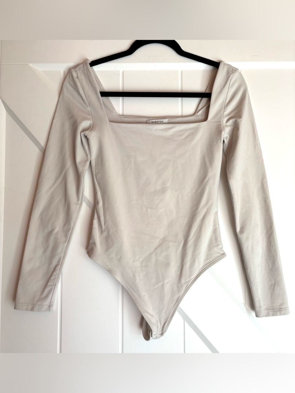 Babaton Aritzia Square Neck Bodysuit Cream Long Sleeve M